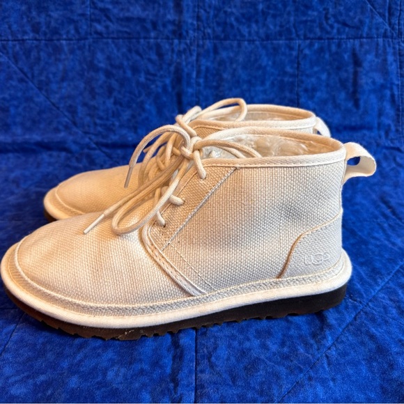 UGG Neumel Natural Boots Ankle Chukka Lace Up Shoes off White Women's Size 8 - Picture 1 of 11